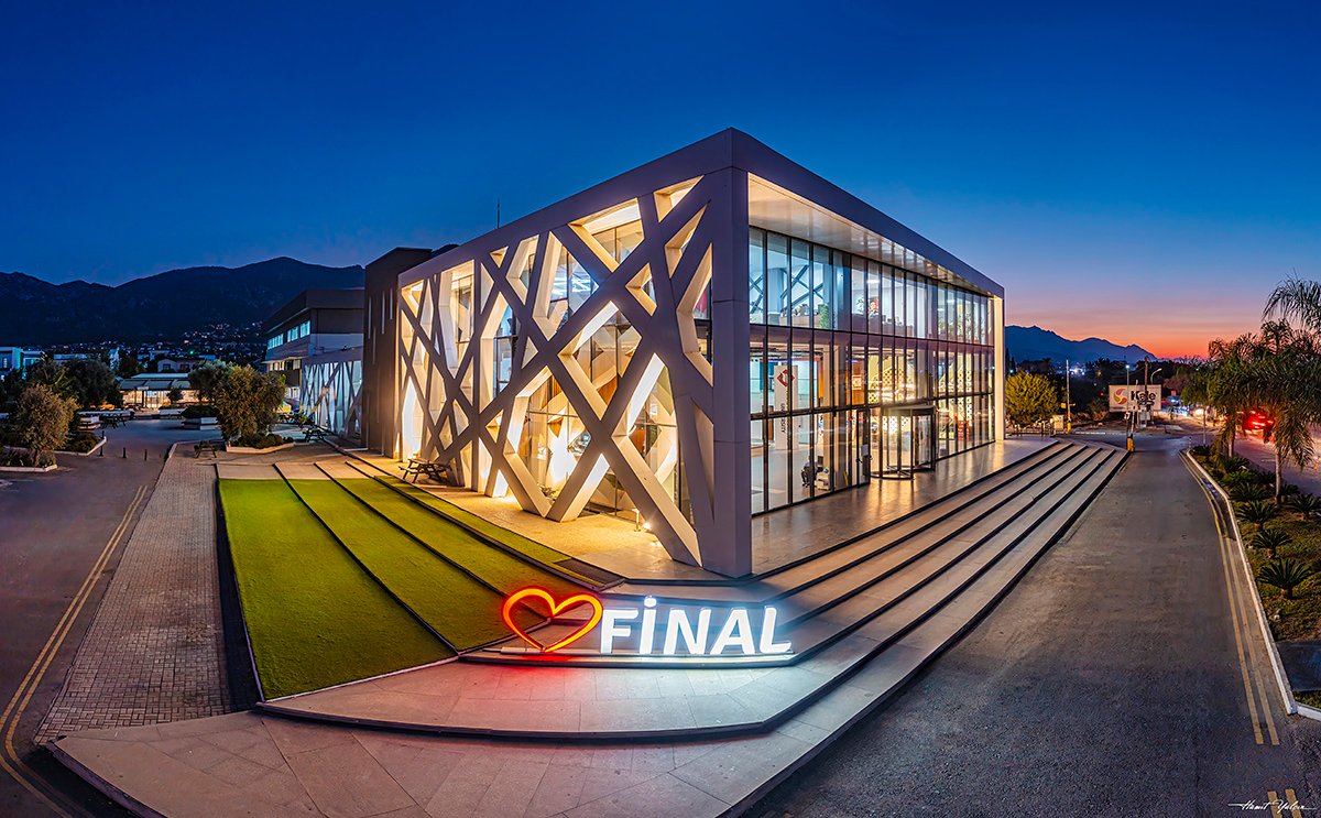 Final International University campus